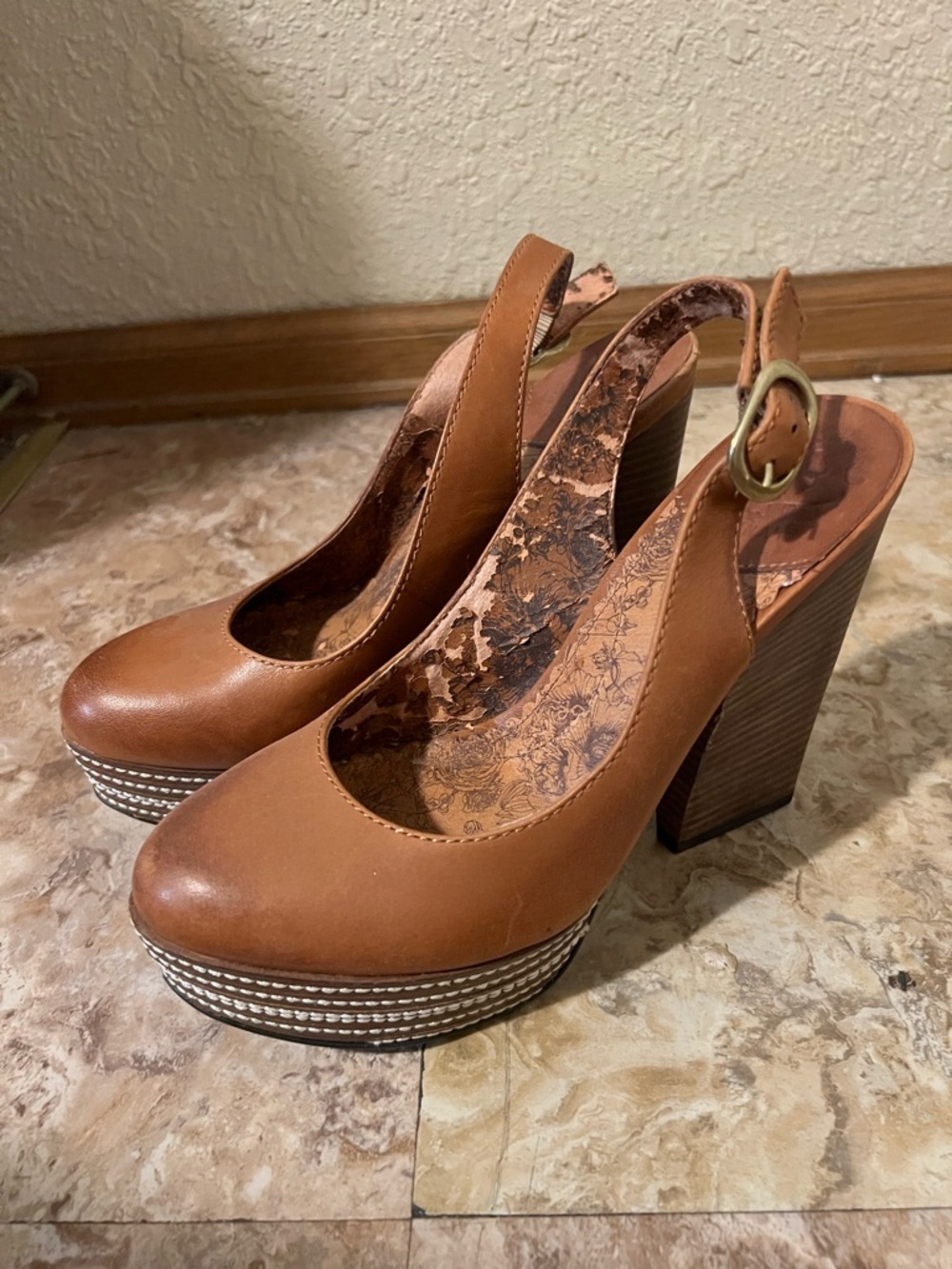 Lucky Brand Women's Tan Platform Slingback Heels